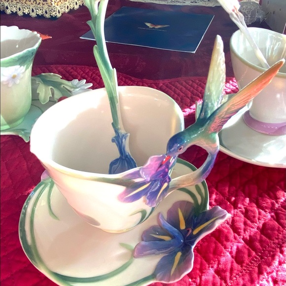 FRANZ Hummingbird Teacup, Saucer, Teaspoon Iris Original Box Perfect Condition! - Picture 4 of 4